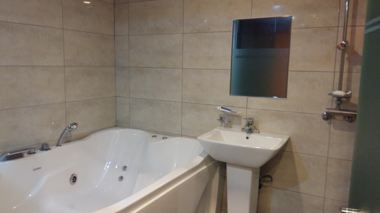 Residence R Hotel Тегу Екстер'єр фото